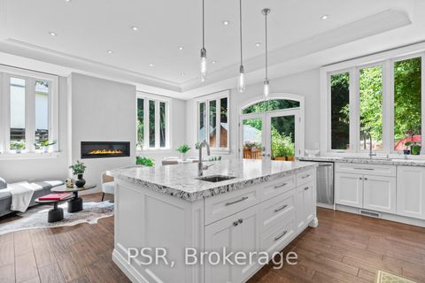 Photo 13 at 76 South Kingsway, Swansea, Toronto