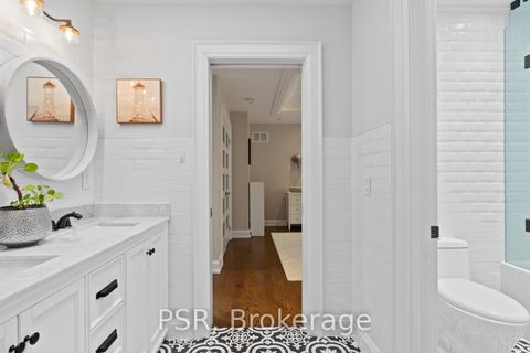 Photo 31 at 76 South Kingsway, Swansea, Toronto