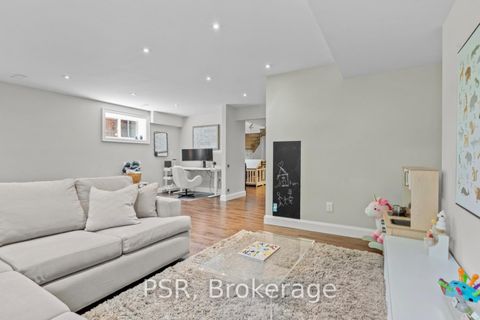 Photo 38 at 76 South Kingsway, Swansea, Toronto