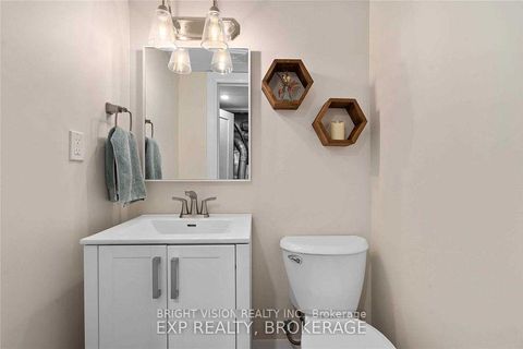 Photo 10 at 75 Larkin Drive, 400 North, Barrie