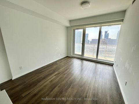 Photo 10 at 3307 - 197 Yonge Street, Yonge Corridor, Toronto