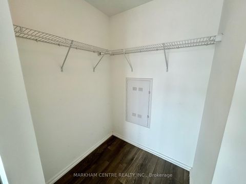 Photo 14 at 3307 - 197 Yonge Street, Yonge Corridor, Toronto