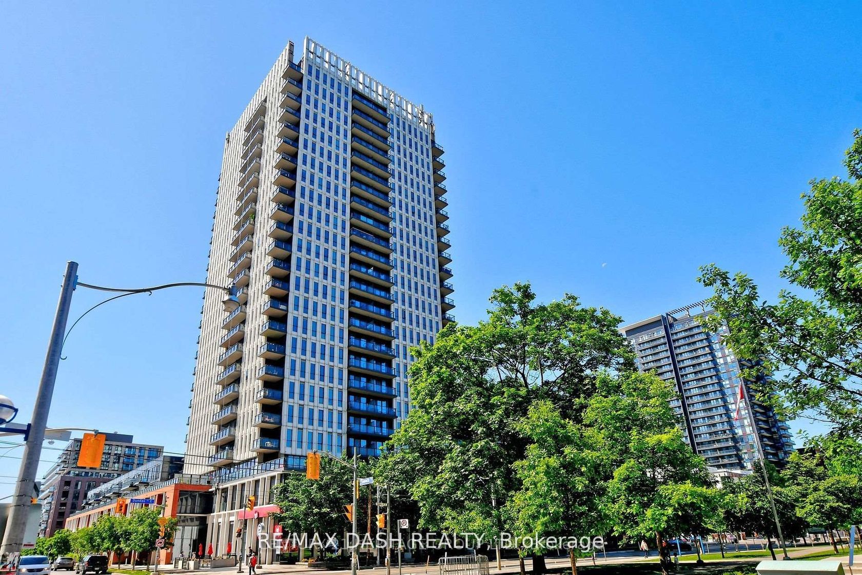 2411 - 170 Sumach Street, Regent Park, Toronto by Loree Meneguzzi Real Estate 2411 - 170 Sumach Street, Regent Park, Toronto
