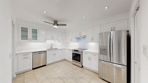 Photo 8 at 107 - 2185 Marine Drive, BR Bronte, Oakville