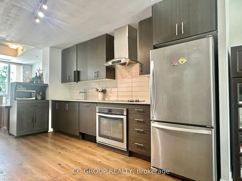 Photo 3 at Th13 - 215 Bonis Avenue, Sullivan, Toronto