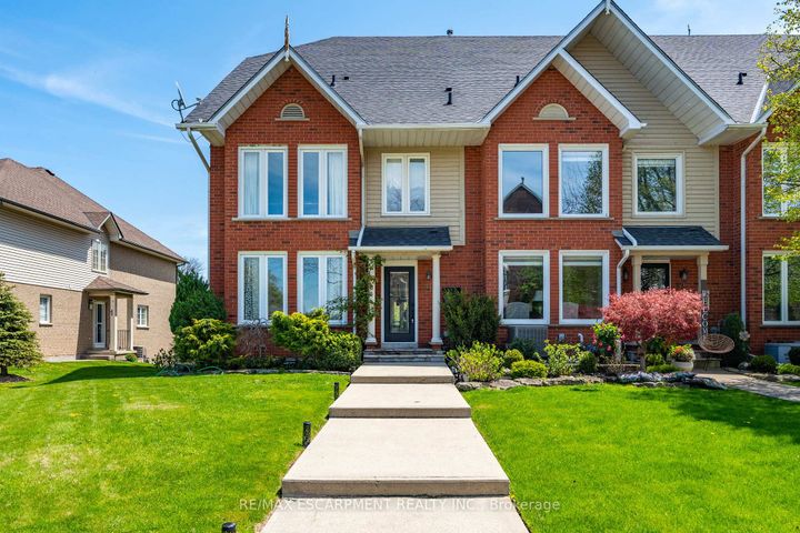 Photo 2 at 91 Edgewater Drive, Stoney Creek, Hamilton