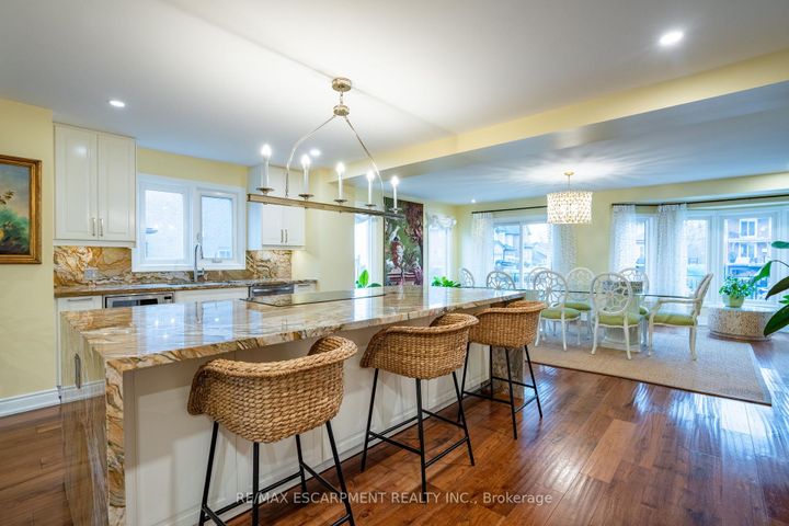 Photo 12 at 91 Edgewater Drive, Stoney Creek, Hamilton