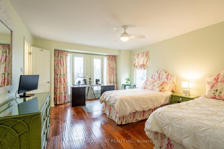 Photo 19 at 91 Edgewater Drive, Stoney Creek, Hamilton