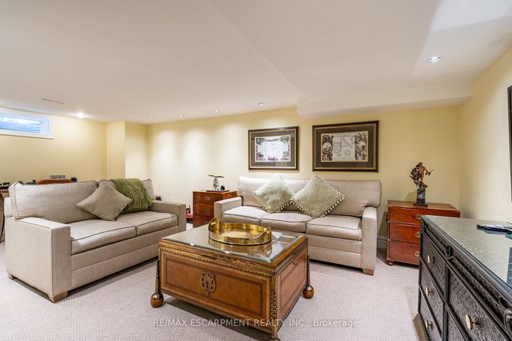 Photo 36 at 91 Edgewater Drive, Stoney Creek, Hamilton