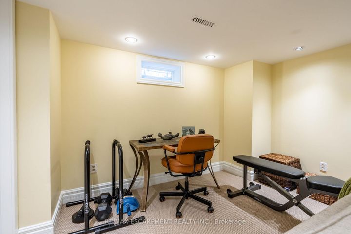 Photo 38 at 91 Edgewater Drive, Stoney Creek, Hamilton