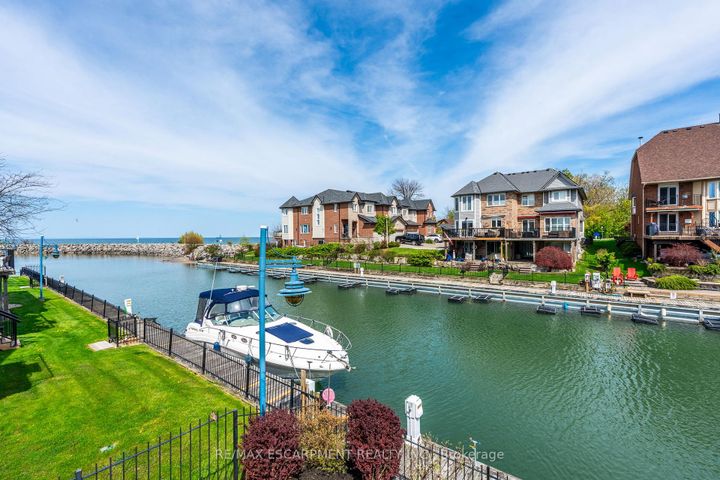 Photo 48 at 91 Edgewater Drive, Stoney Creek, Hamilton