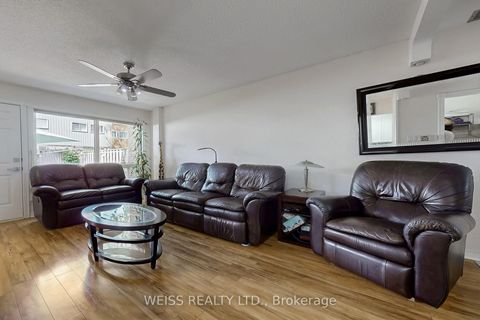 Photo 7 at 5 Thorny Vineway, Bayview Village, Toronto