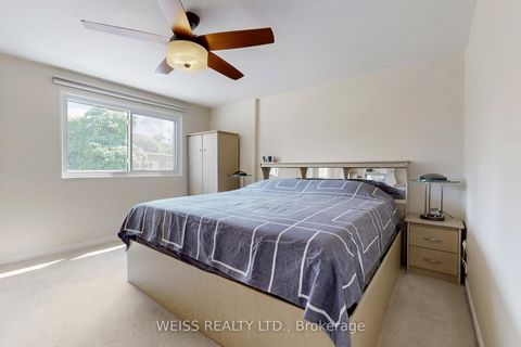 Photo 21 at 5 Thorny Vineway, Bayview Village, Toronto