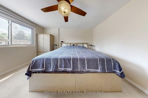 Photo 22 at 5 Thorny Vineway, Bayview Village, Toronto