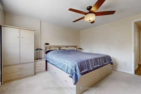 Photo 23 at 5 Thorny Vineway, Bayview Village, Toronto