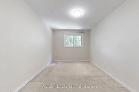 Photo 28 at 5 Thorny Vineway, Bayview Village, Toronto