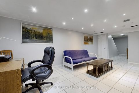 Photo 35 at 5 Thorny Vineway, Bayview Village, Toronto