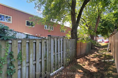 Photo 45 at 5 Thorny Vineway, Bayview Village, Toronto