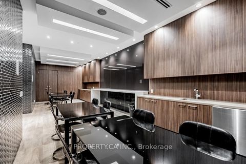 Photo 17 at 915 - 1030 King Street W, Niagara, Toronto