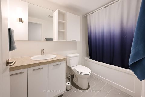 Photo 5 at 601 - 33 Singer Court, Bayview Village, Toronto