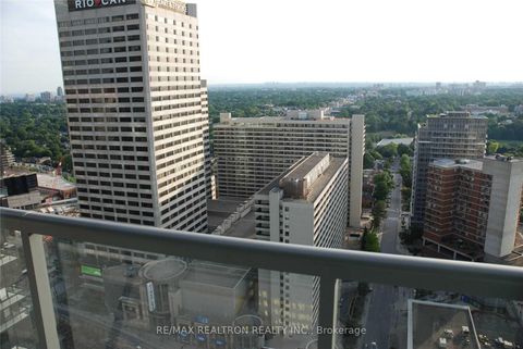 Photo 11 at 3003 - 30 Roehampton Avenue, Mount Pleasant East, Toronto