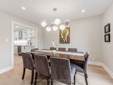 Photo 9 at 30 - 51 Broadfield Drive, Markland Wood, Toronto