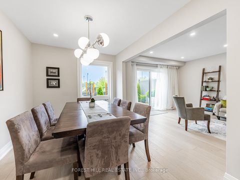 Photo 11 at 30 - 51 Broadfield Drive, Markland Wood, Toronto