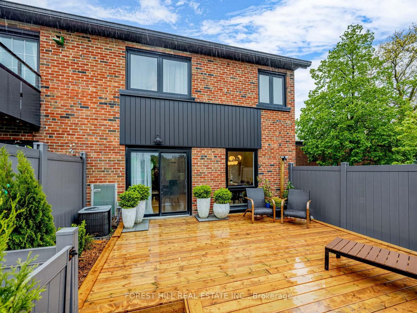 30 - 51 Broadfield Drive, Markland Wood, Toronto 