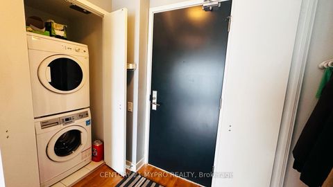 Photo 24 at 2708 - 290 Adelaide Street W, Waterfront Communities C1, Toronto