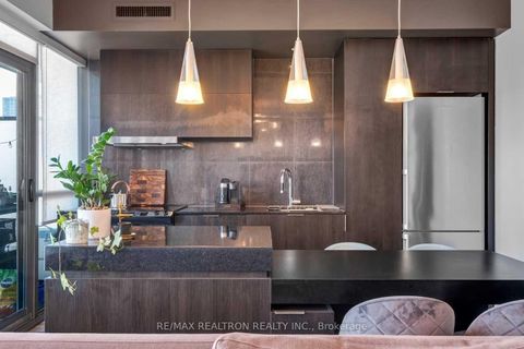 Photo 3 at 1311 - 101 Charles Street E, Yonge Corridor, Toronto Photo 3 at 1311 - 101 Charles Street E, Yonge Corridor, Toronto