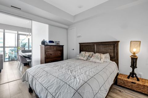 Photo 8 at 1311 - 101 Charles Street E, Yonge Corridor, Toronto Photo 8 at 1311 - 101 Charles Street E, Yonge Corridor, Toronto