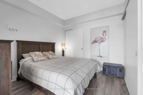 Photo 9 at 1311 - 101 Charles Street E, Yonge Corridor, Toronto Photo 9 at 1311 - 101 Charles Street E, Yonge Corridor, Toronto