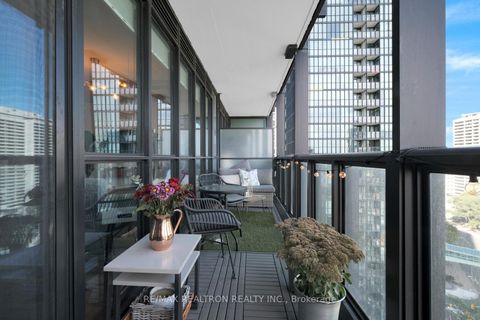 Photo 12 at 1311 - 101 Charles Street E, Yonge Corridor, Toronto Photo 12 at 1311 - 101 Charles Street E, Yonge Corridor, Toronto