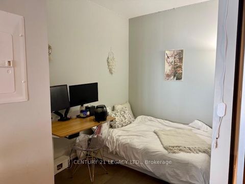 Photo 17 at 4201 - 70 Temperance Street, Bay Street Corridor, Toronto