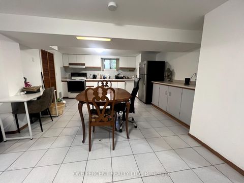 Photo 16 at 88 Cuffley Crescent N, CFB, Toronto