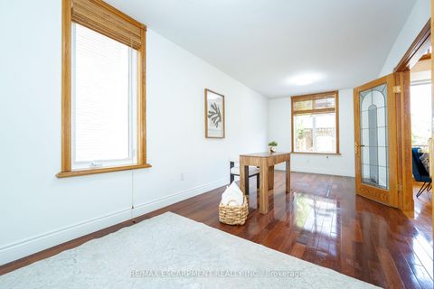 Photo 15 at 122 Arten Avenue, Mill Pond, Richmond Hill