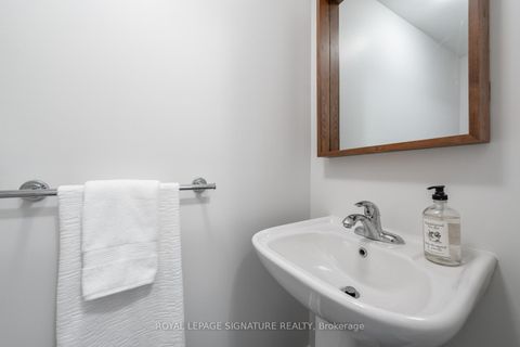 Photo 9 at 48 Sequin Drive, Jefferson, Richmond Hill