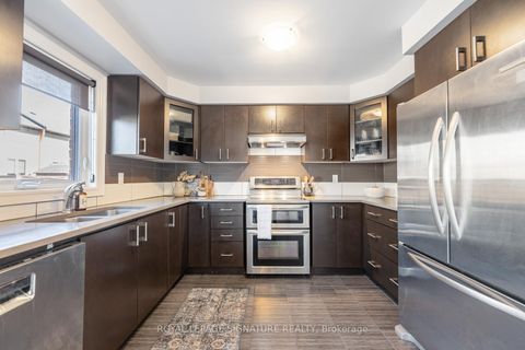 Photo 13 at 48 Sequin Drive, Jefferson, Richmond Hill