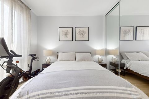 Photo 16 at 1402 - 85 Bloor Street E, Yonge Corridor, Toronto