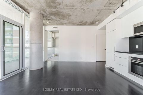 Photo 13 at 317 - 478 King Street W, Waterfront Communities C1, Toronto