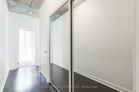 Photo 37 at 317 - 478 King Street W, Waterfront Communities C1, Toronto