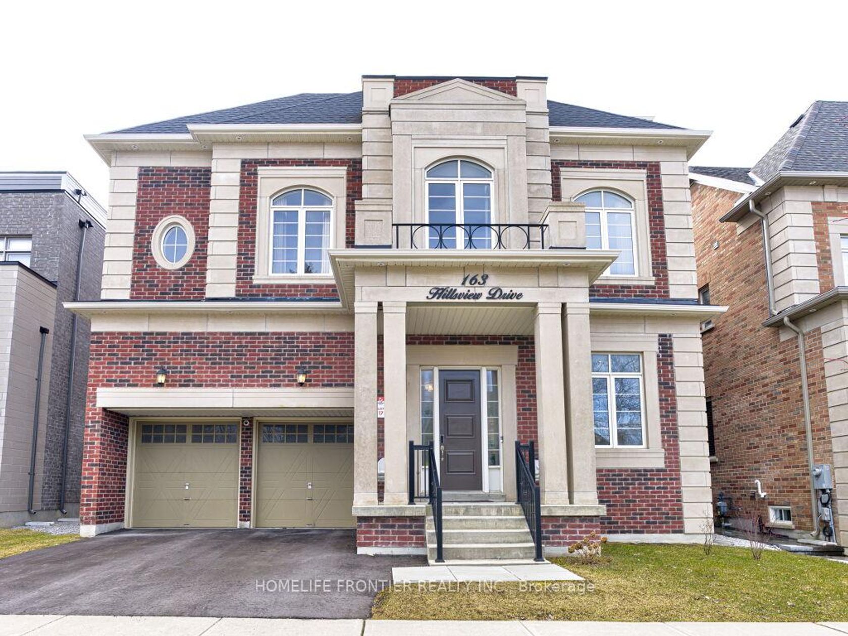 163 Hillsview Drive, Observatory, Richmond Hill 