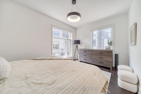 Photo 21 at TH16 - 165 Pears Avenue, Annex, Toronto