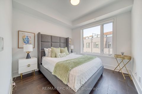 Photo 26 at TH16 - 165 Pears Avenue, Annex, Toronto