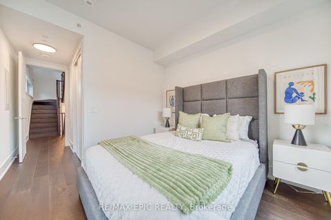 Photo 27 at TH16 - 165 Pears Avenue, Annex, Toronto