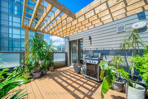 Photo 37 at TH16 - 165 Pears Avenue, Annex, Toronto