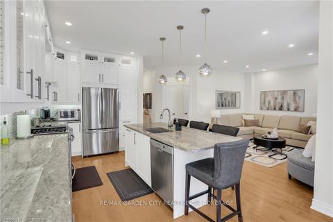 Photo 17 at 3323 Whilabout Terrace, BR Bronte, Oakville
