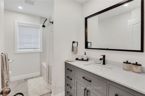 Photo 30 at 3323 Whilabout Terrace, BR Bronte, Oakville