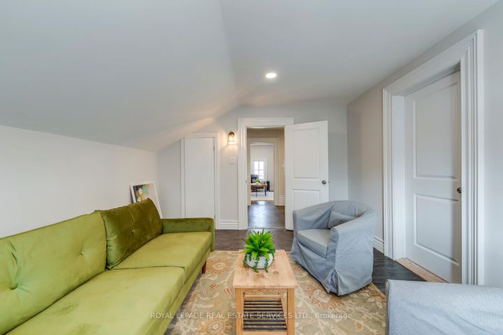 Photo 14 at 317 Queen Street S, Streetsville, Mississauga