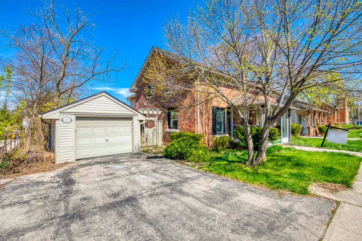 Photo 20 at 317 Queen Street S, Streetsville, Mississauga